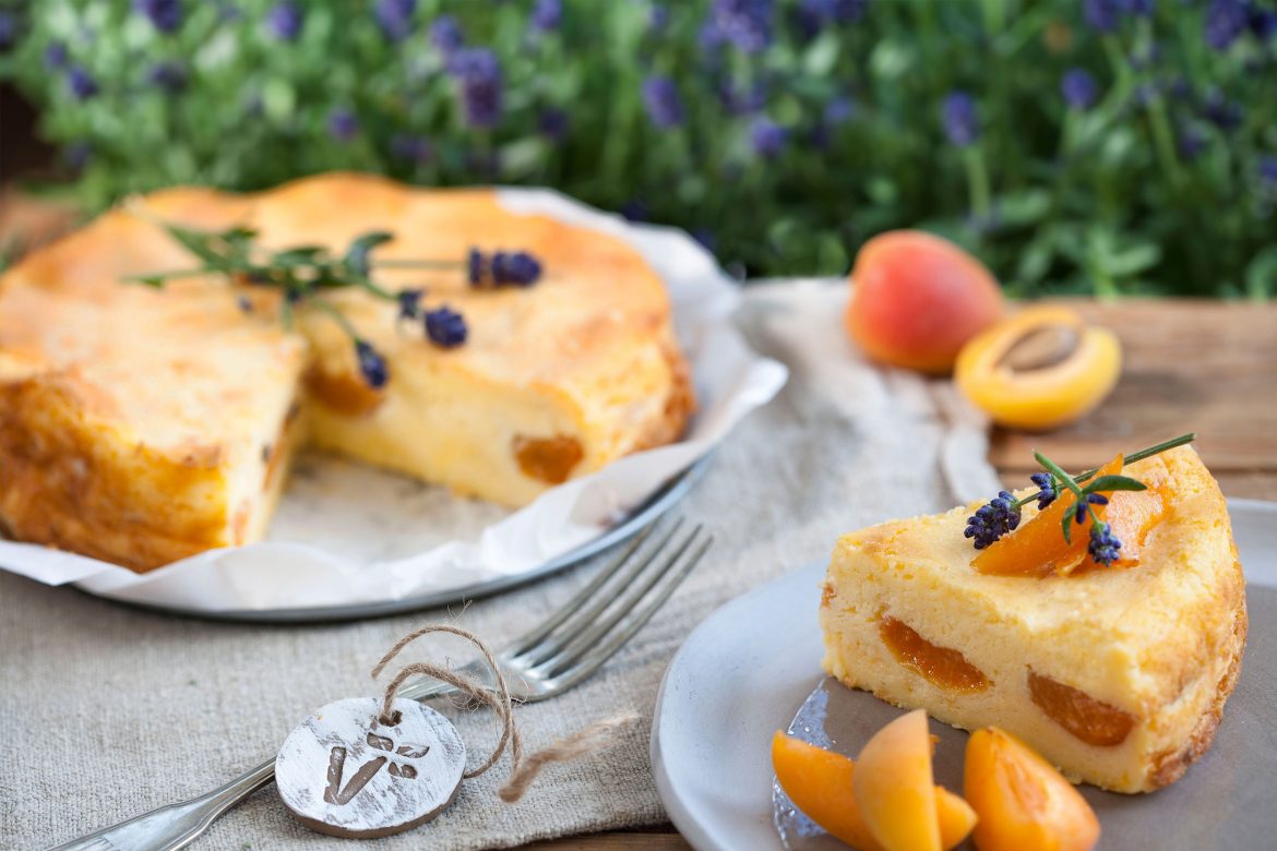 beitragsbild-käsekuchen-lavendel-aprikosen-1170x780.jpg